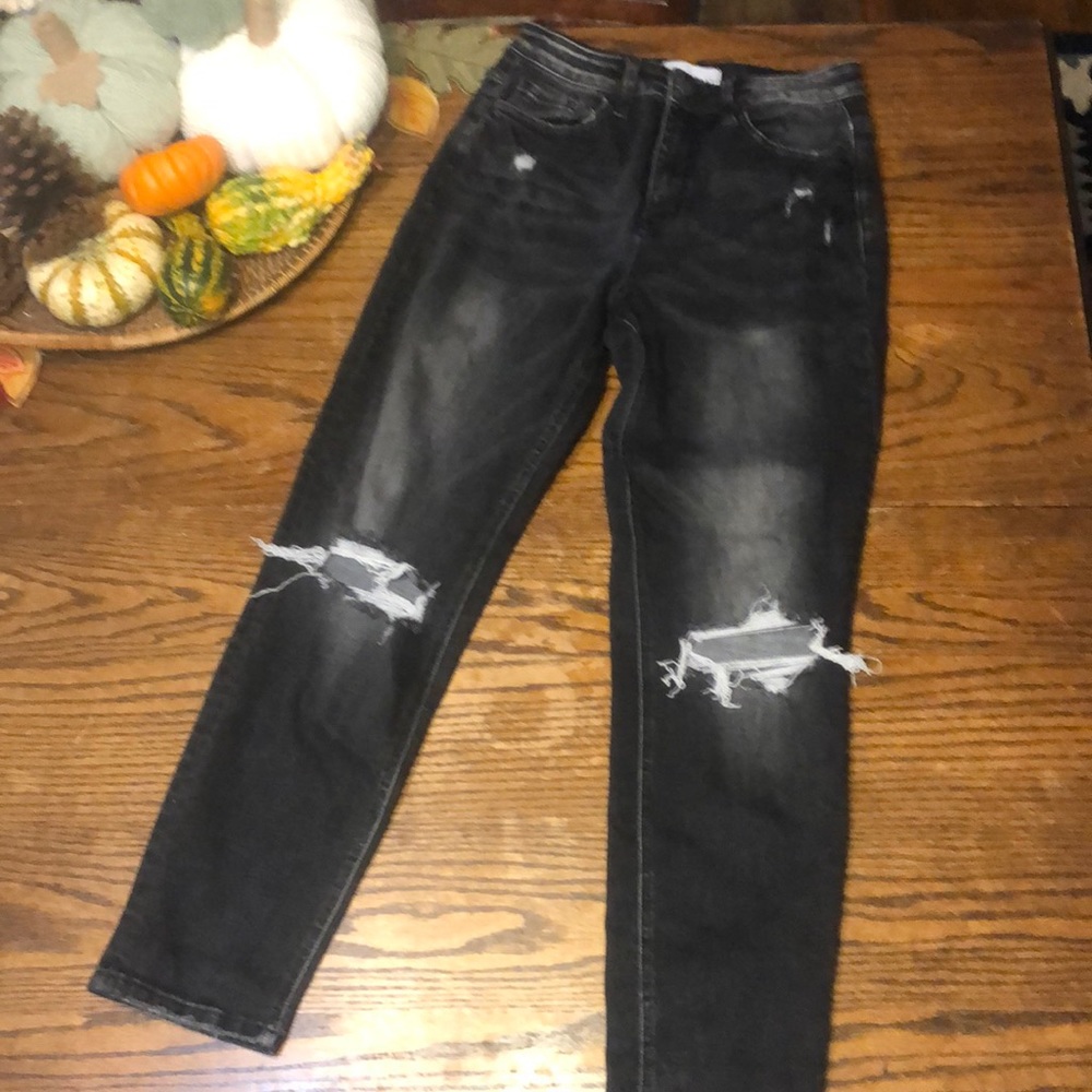 VERVET distressed jeans